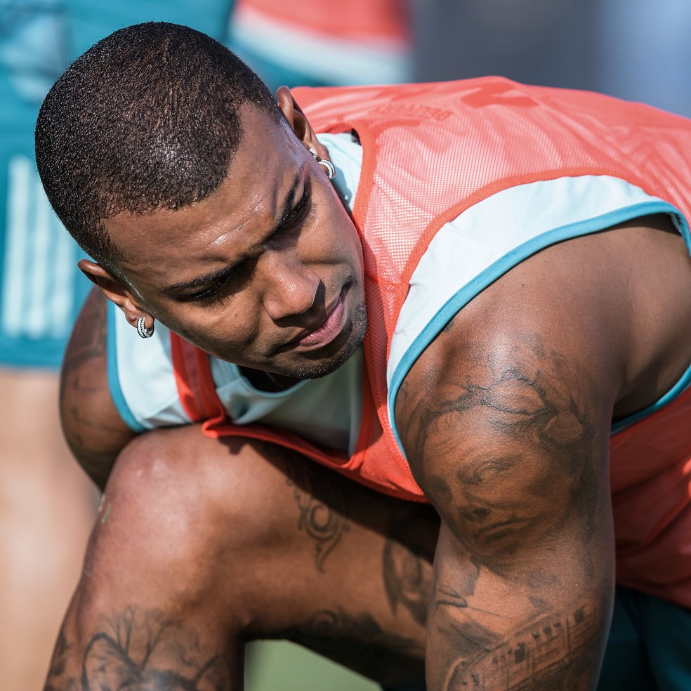 Walace em treino do Cruzeiro — Foto: Gustavo Aleixo/Cruzeiro