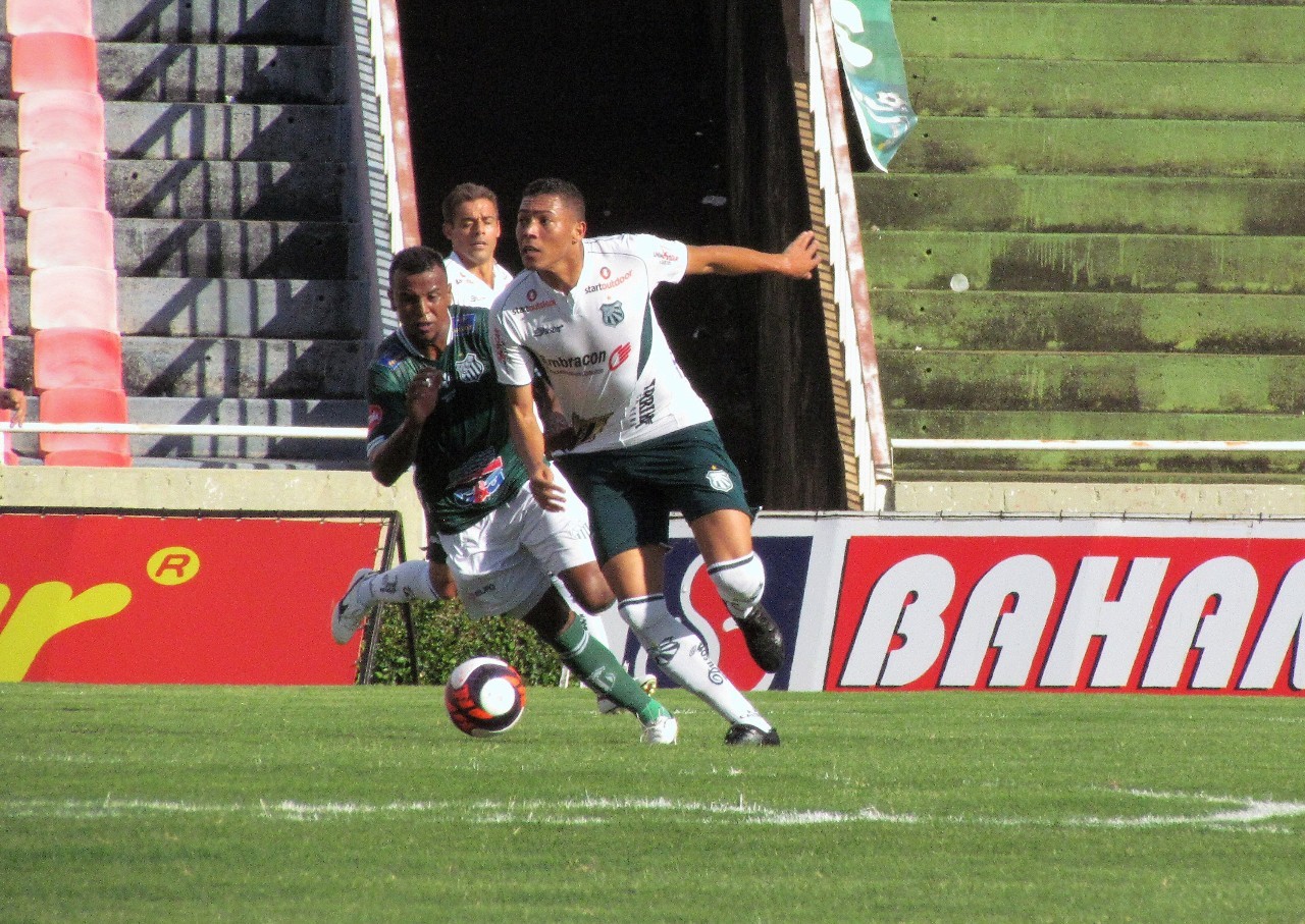 Grêmio x Juventude: Parceria de Carlos Vinicius e Carpini em clube mineiro.