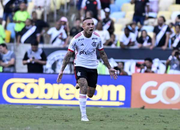 Flamengo impressiona com atuações de Cebolinha e Arrascaeta no primeiro tempo