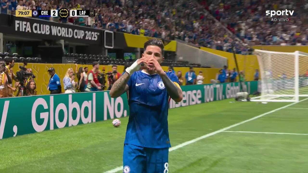 Chelsea surpreende com desempenho contra Los Angeles e Flamengo no Mundial de Clubes.