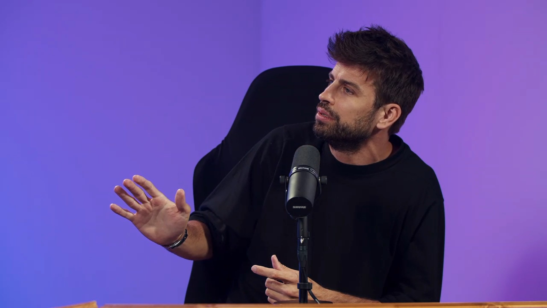 Piqué manda recado para Vitão, do Atlético-MG