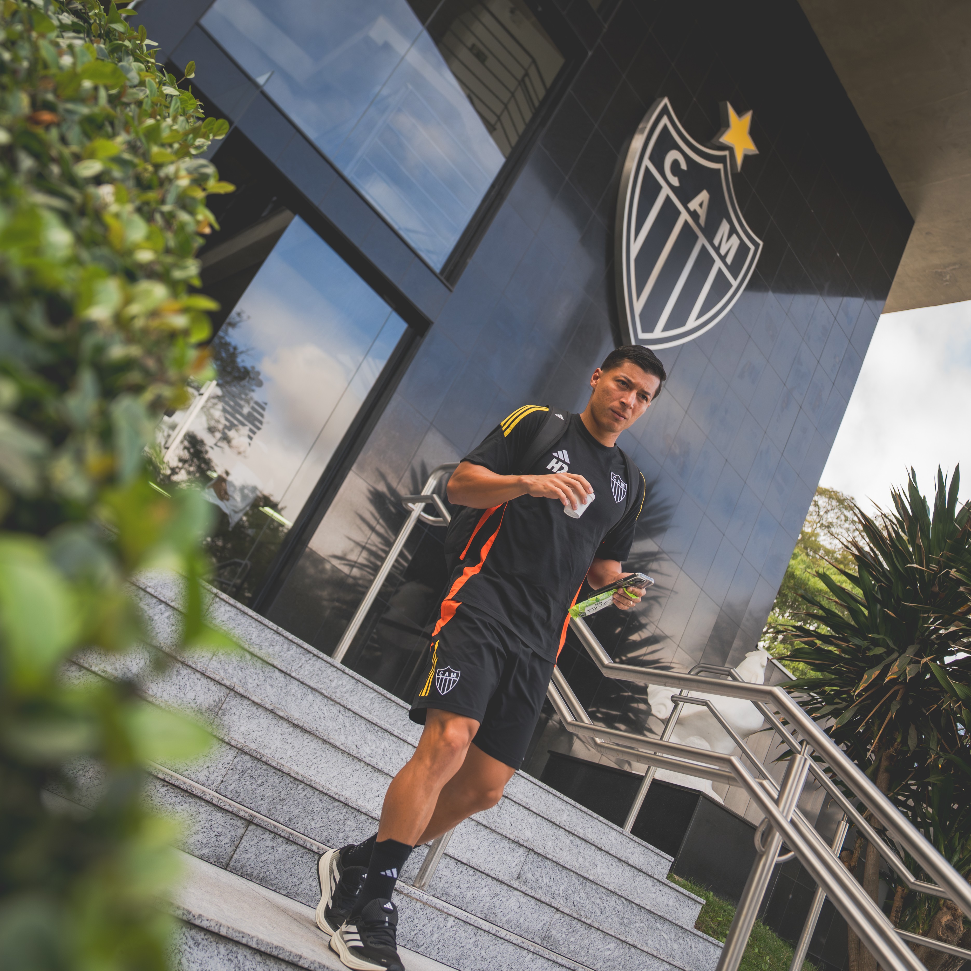 Escalação do Atlético-MG: dupla retorna das Eliminatórias e deixa Galo completo para decisão
