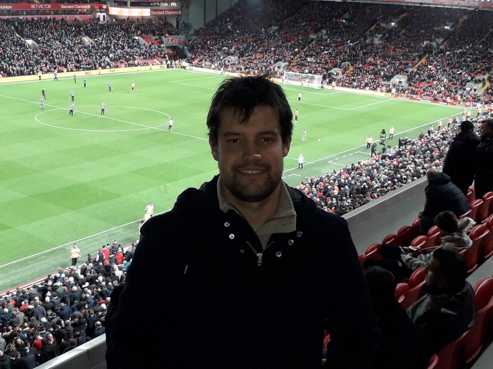 Iubel em visita ao Liverpool de Klopp, em 2018 — Foto: Acervo pessoal