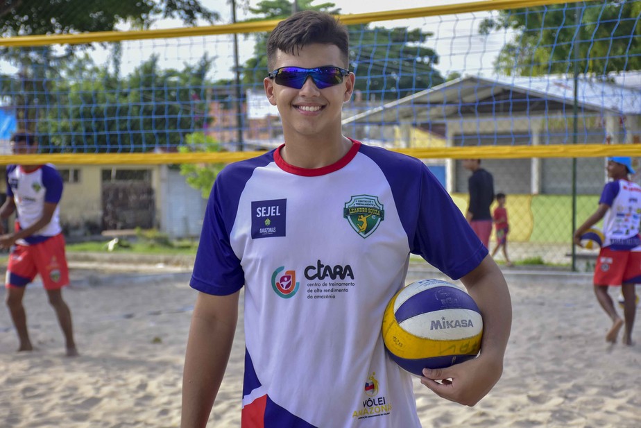 Estudante-atleta paranaense é convocado em primeiro lugar para