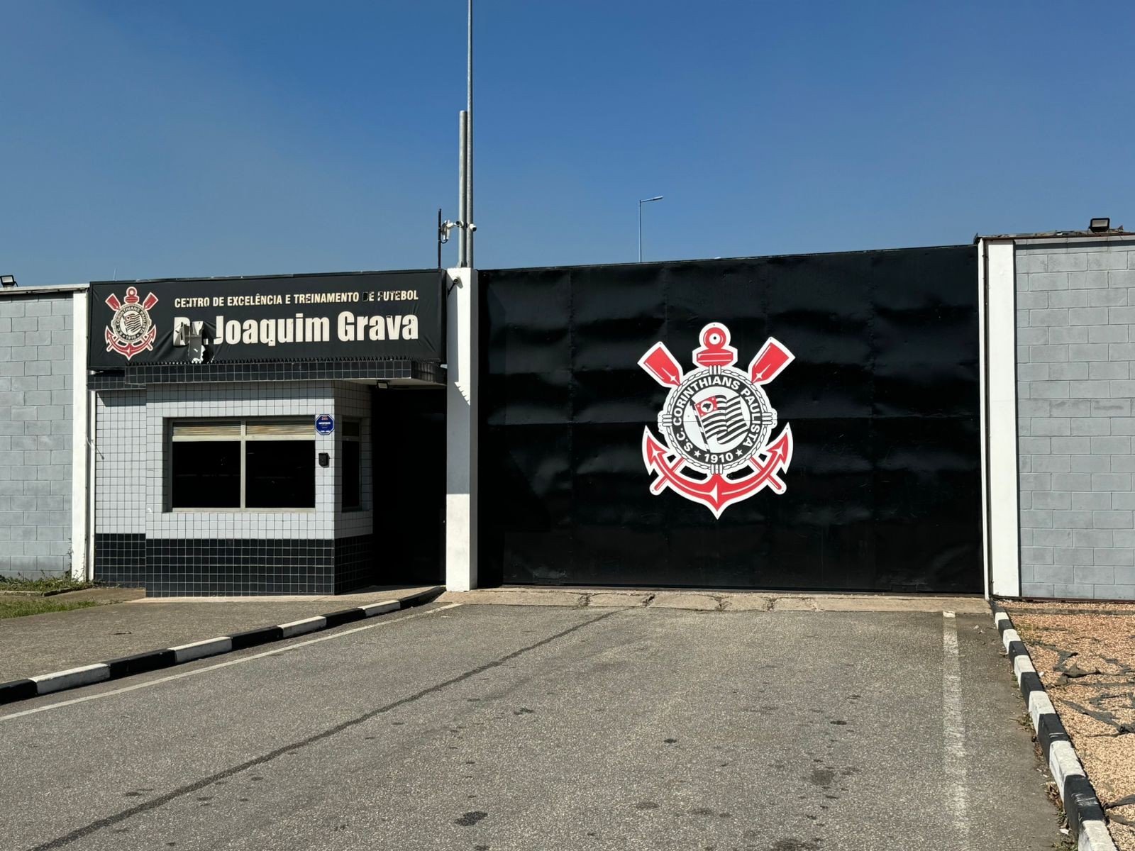 Corinthians solicita perícia em câmera de CT após registrar queixa à polícia.