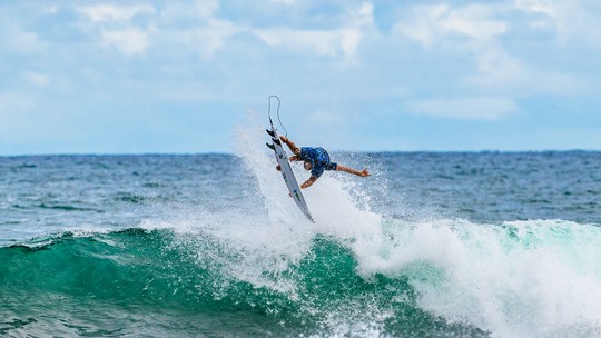 Yago Dora dá showcasa de apostas russaaéreos, vence Medina e vai à final da WSLcasa de apostas russaEl Salvador