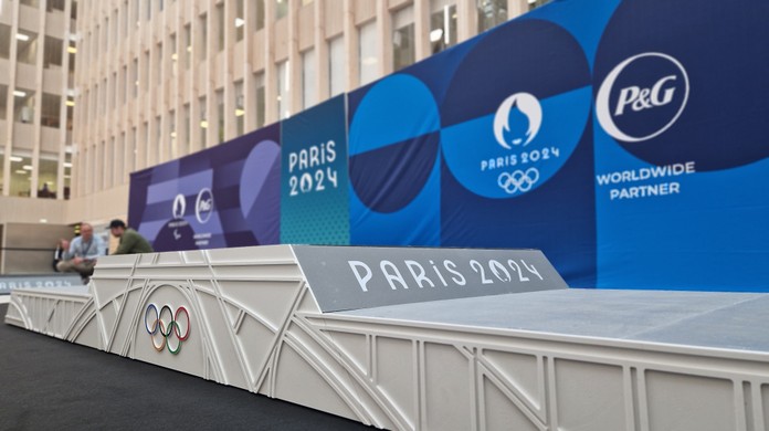 Paris 2024 terá pódio 100% reciclado e inspirado na Torre Eiffel | olimpíadas | ge