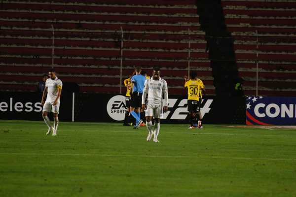 Grêmio paga por escolha na volta à libertadores e deixa gosto de poder mais