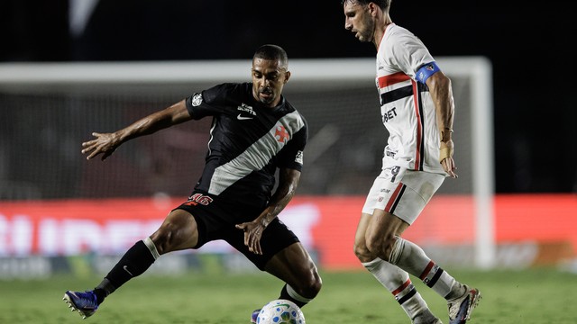 Cuiabano e Calleri em Vasco x São Paulo