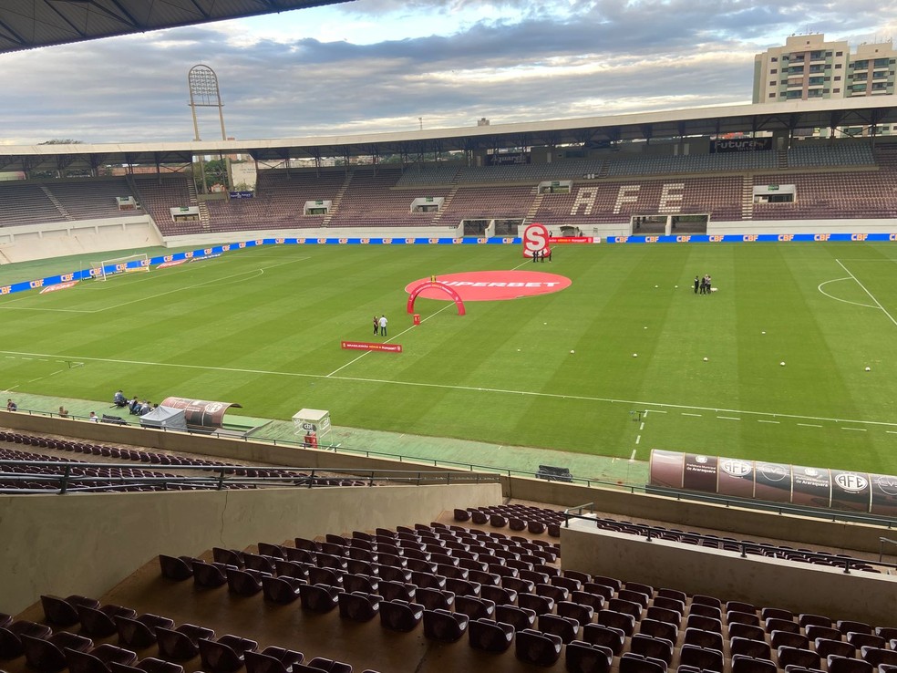 Ferroviária joga nesta terça na Fonte Luminosa — Foto: Guilherme Moro/ge