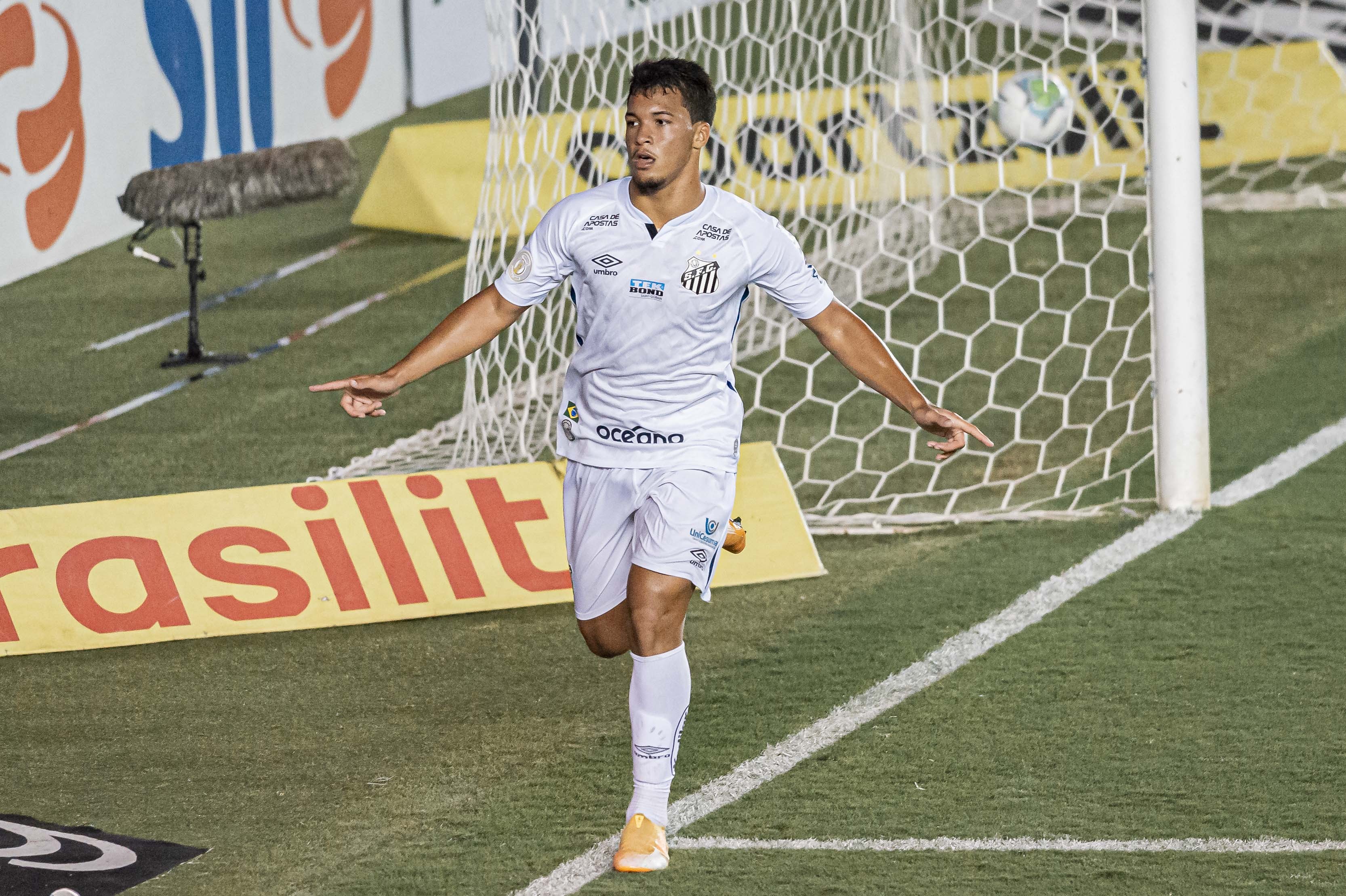 Santos vive jejum contra o Corinthians na Vila pelo Brasileirão