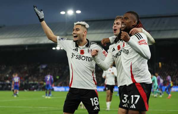 PROPOSTA FEITA! Palmeiras aguarda resposta sobre negociação de Andreas Pereira com Fulham