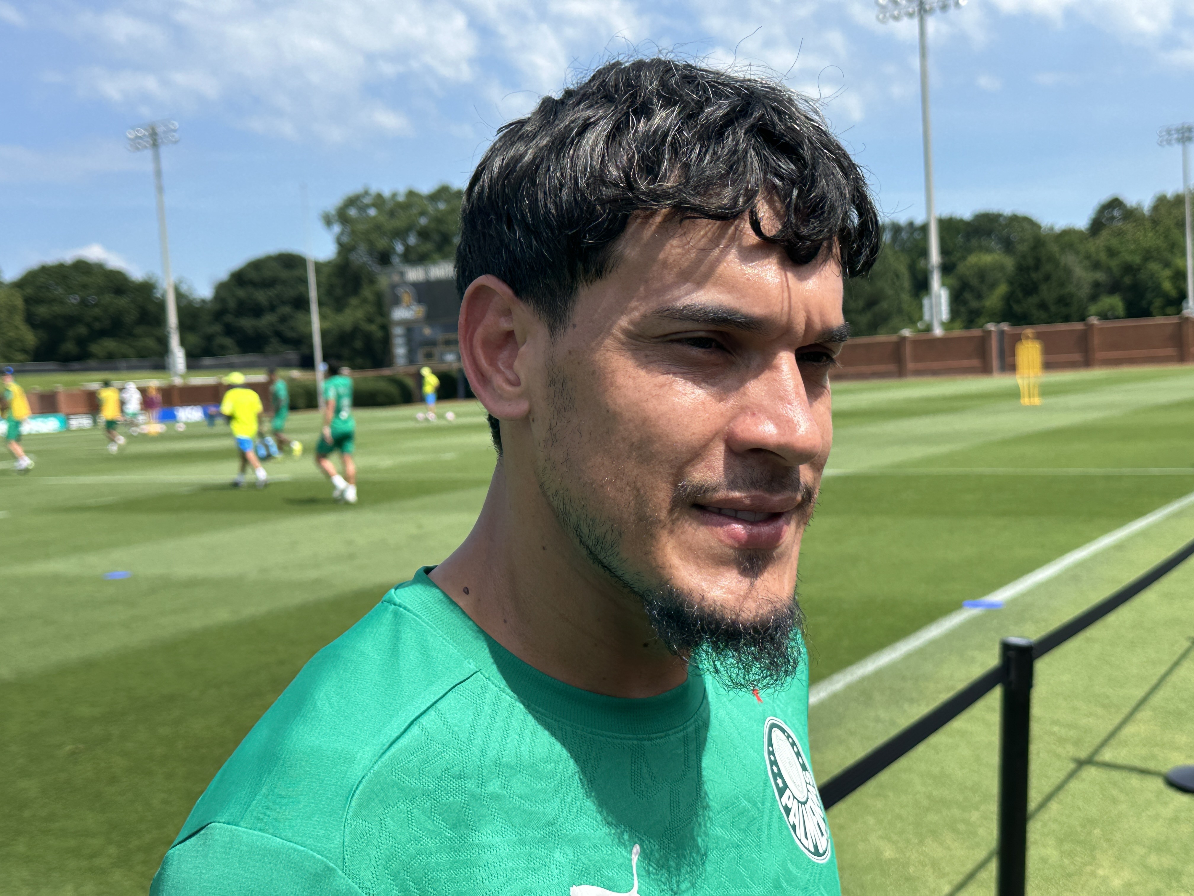 Gómez Confia em Evolução do Palmeiras e Aníbal Retorna em Breve