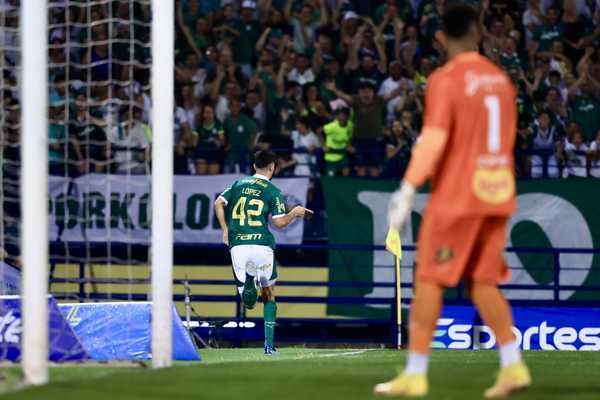 Palmeiras decepciona com falta de eficácia no empate, segundo Flaco López