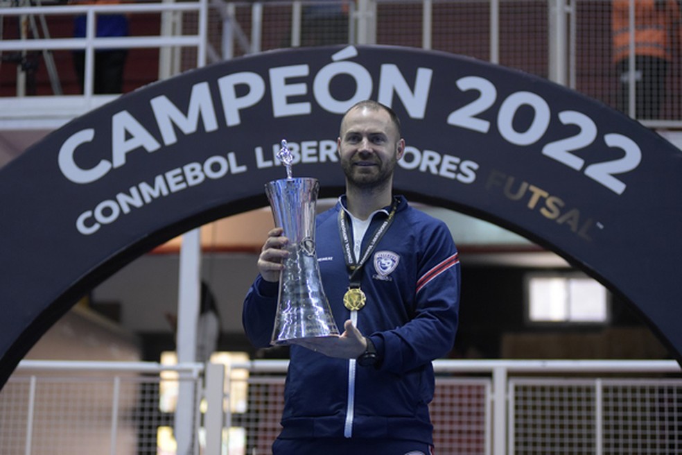 Cassiano Klein foi campeão da Libertadores com o Cascavel em 2022 — Foto: Divulgação/Cascavel Futsal