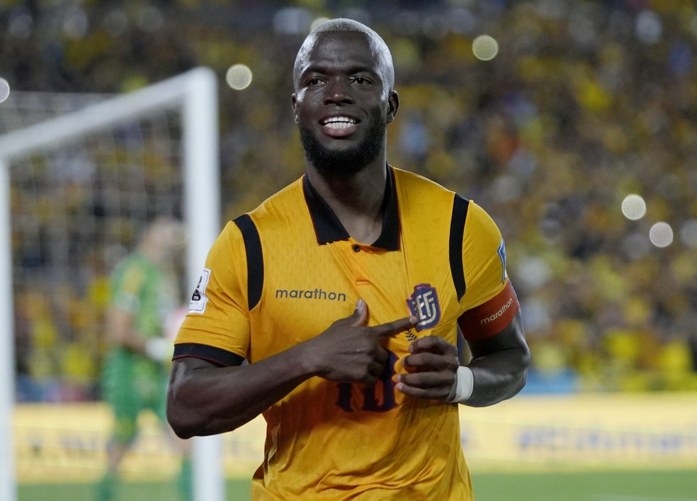 Opinião: o torcedor do Inter quis amar Enner Valencia, mas ele não permitiu isso