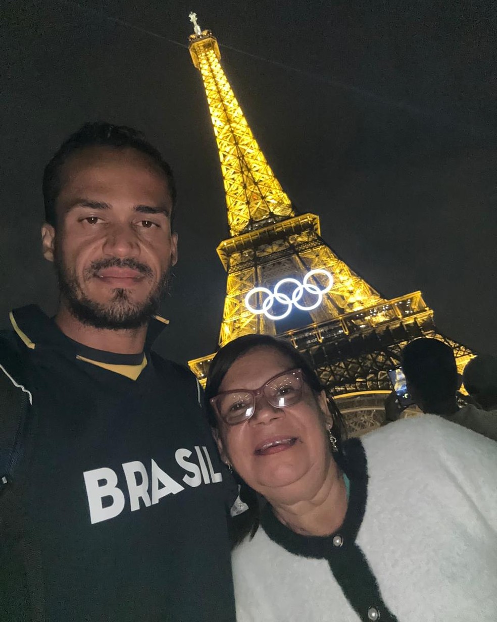 Luiz Henrique e Sheila Geber, marido e mãe da velocista Jerusa Geber — Foto: Arquivo Pessoal