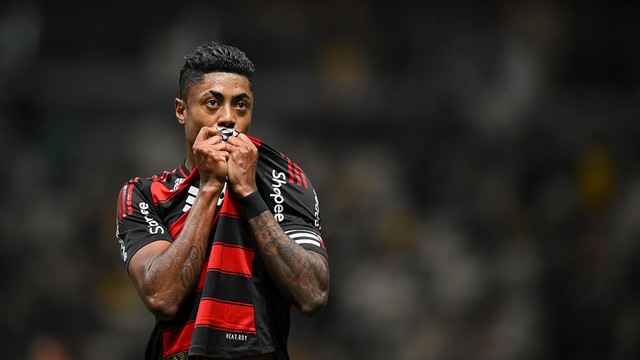 Bruno Henrique comemora seu gol em Atltético-MG 1 x 1 Flamengo