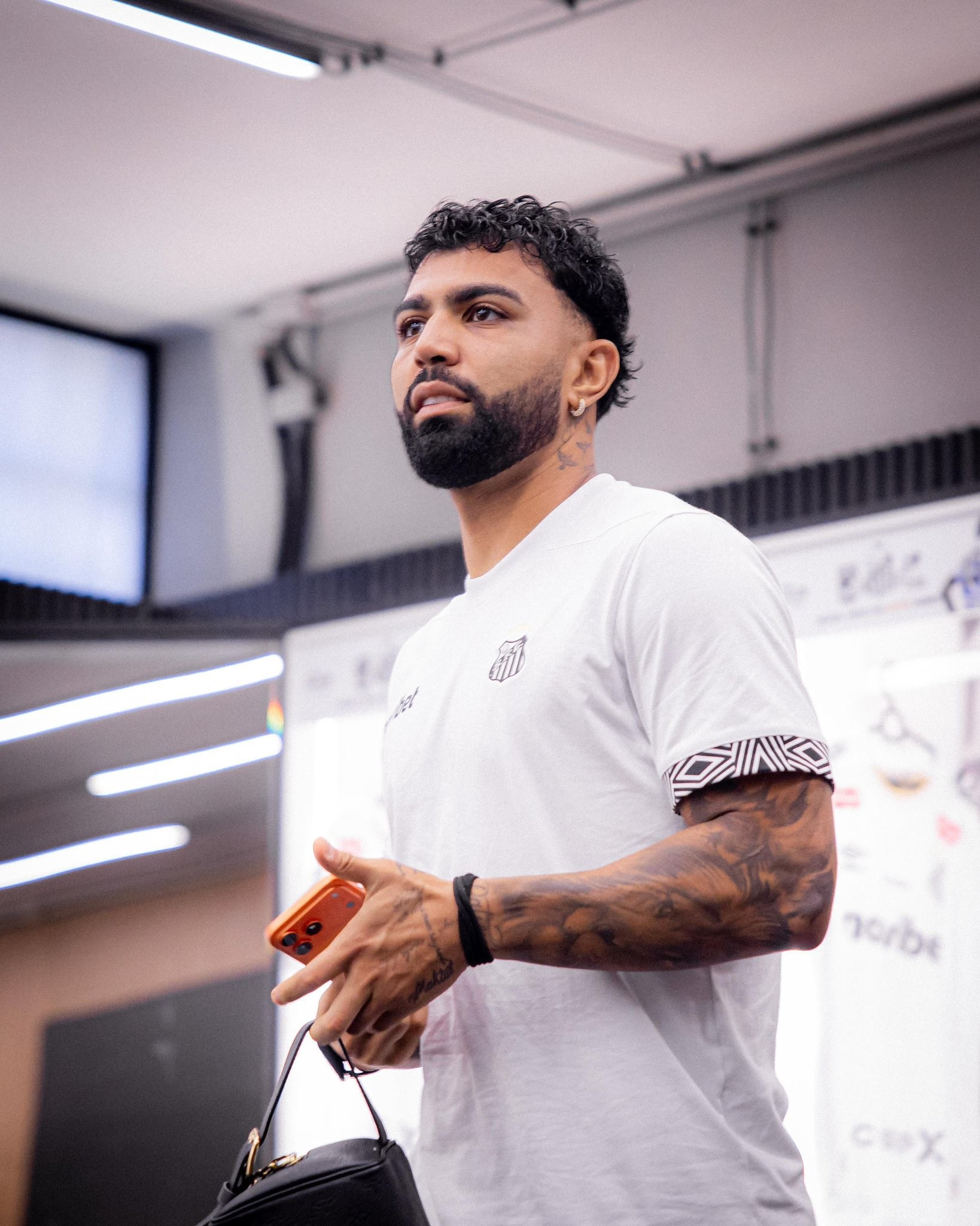 Escalação: Santos viaja sem Neymar, mas terá Gabigol em clássico | Ge