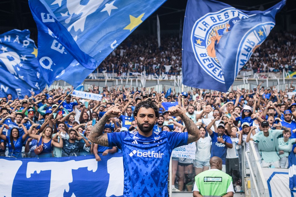 Apresentação de Gabigol no Cruzeiro — Foto: Gustavo Aleixo/ Cruzeiro