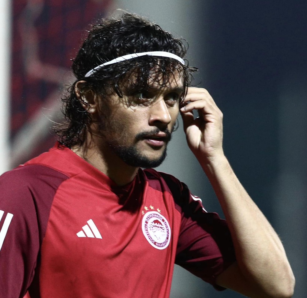 Gustavo Scarpa Olympiacos — Foto: Divulgação/ Olympiacos
