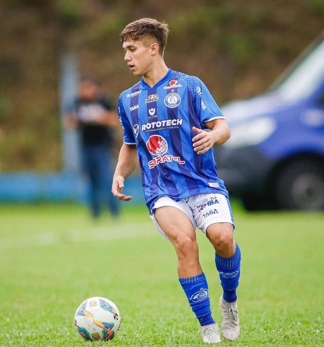 Formado na base do Grêmio e do Inter, Luiz Vidmar reforça o elenco do Confiança