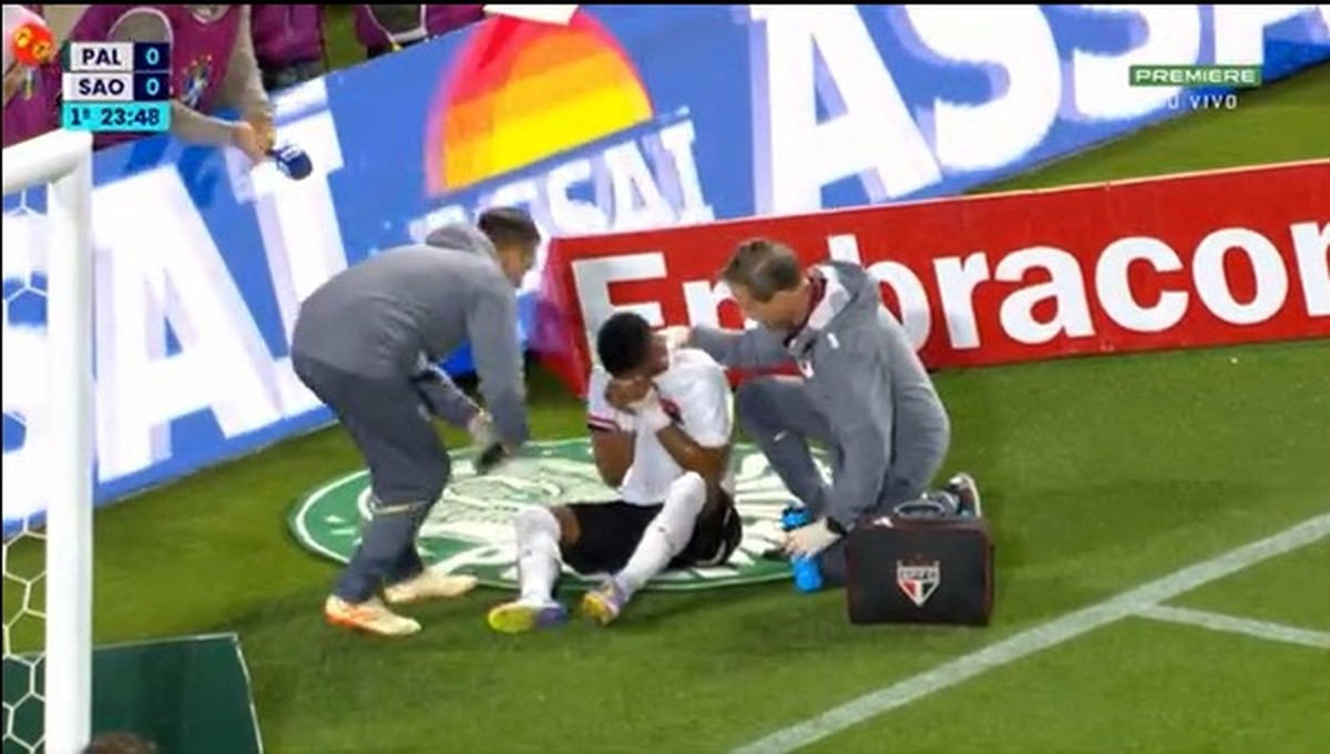 Wendell é substituído no primeiro tempo após sofrer choque em Palmeiras x São Paulo