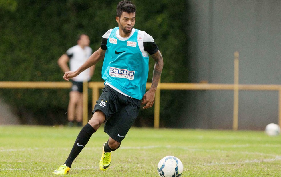 Giva no Santos em treino