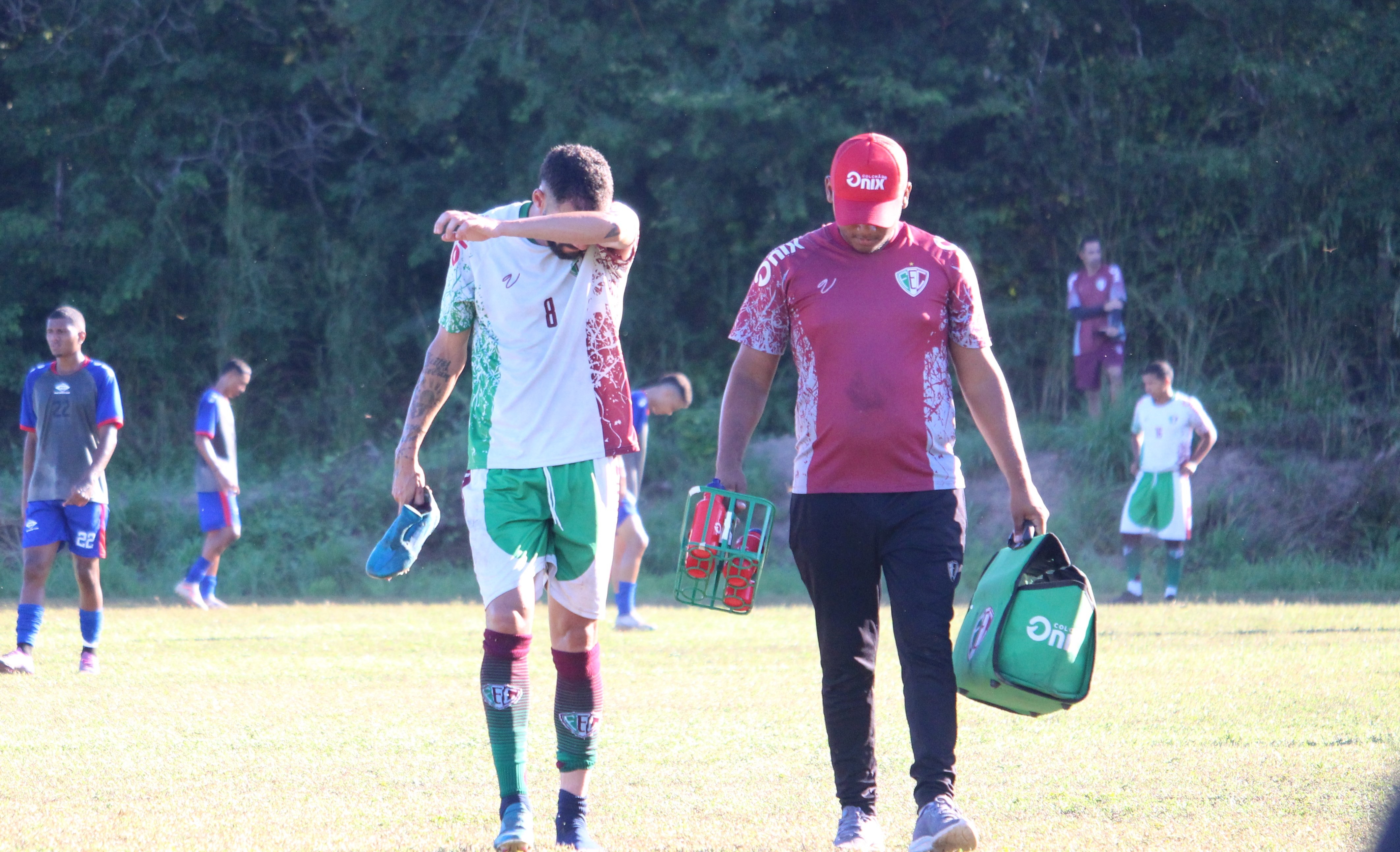 Fluminense-PI faz jogo treino contra sub-20 do Piauí de olho em Moto Club; lateral sai machucado