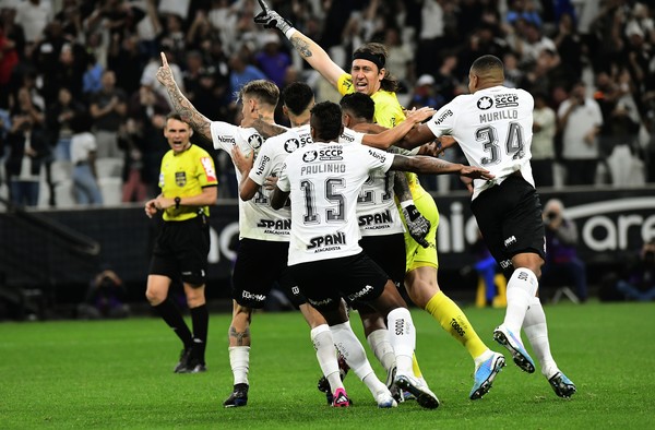 Cássio chega a marca de 32 pênaltis defendidos pelo Corinthians : r/futebol