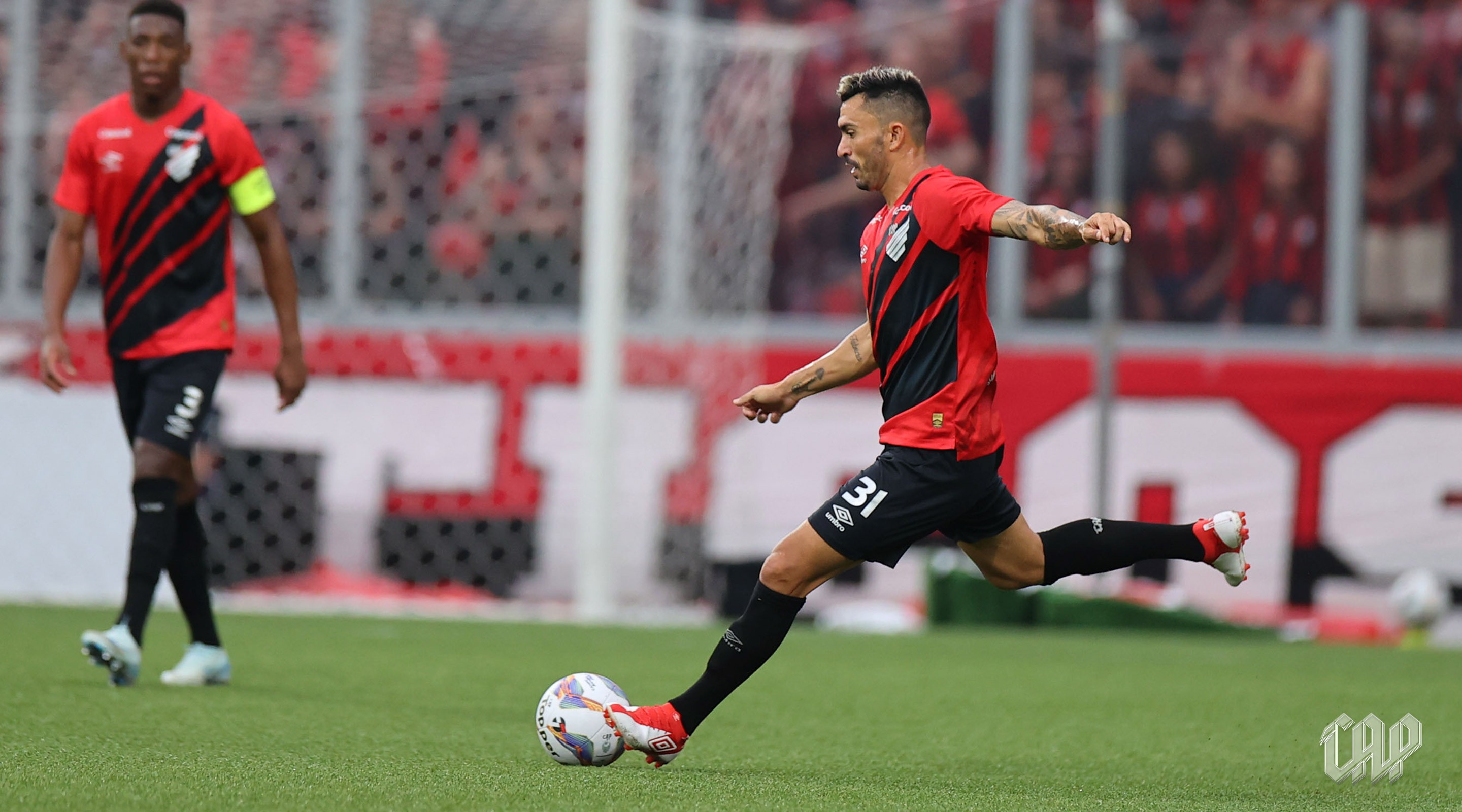 Athletico tem trio de retornos e desfalques contra a Chape; veja