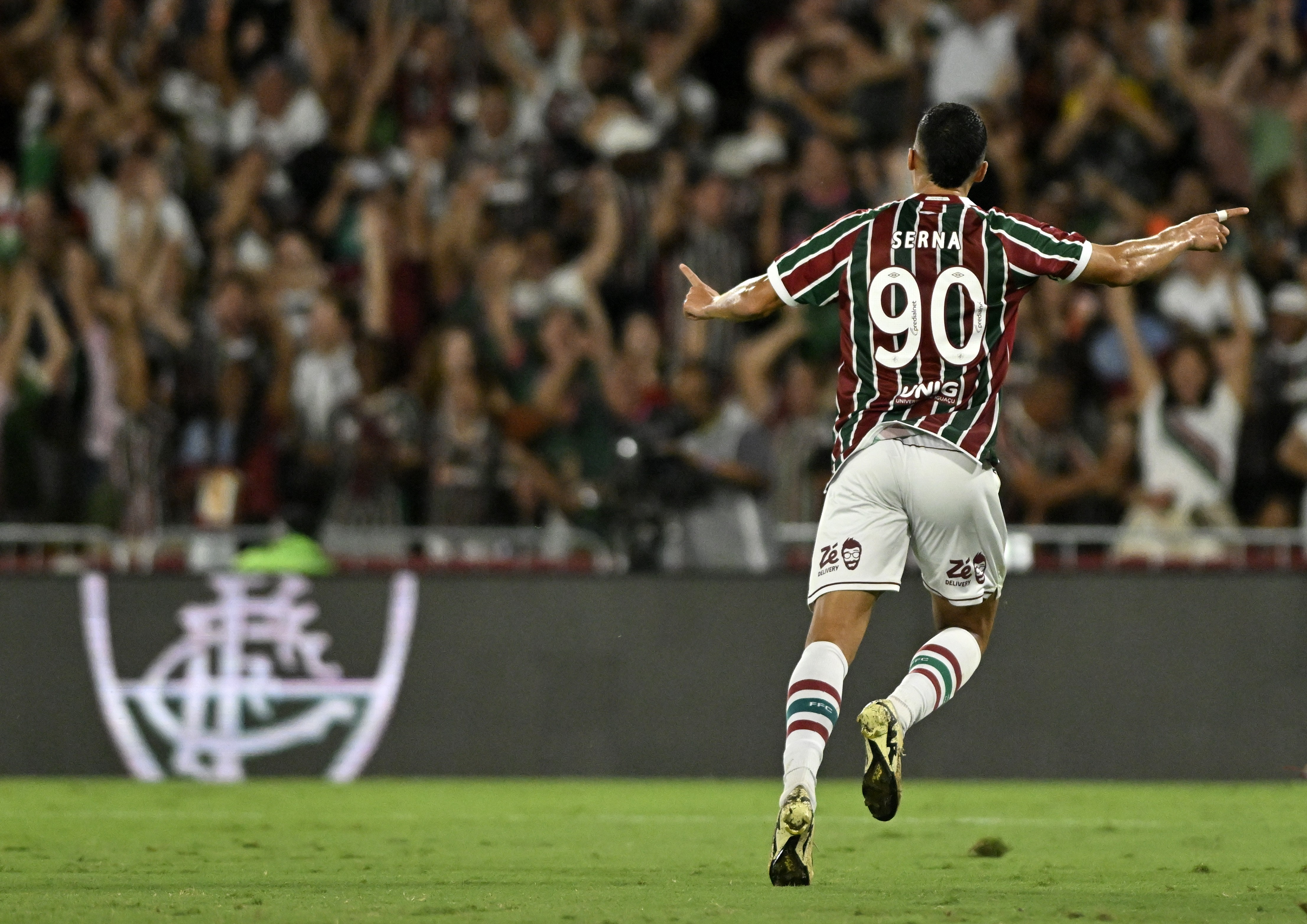Serna chegará ao Rio antes de Fluminense x Juventude e tem chances de ser relacionado