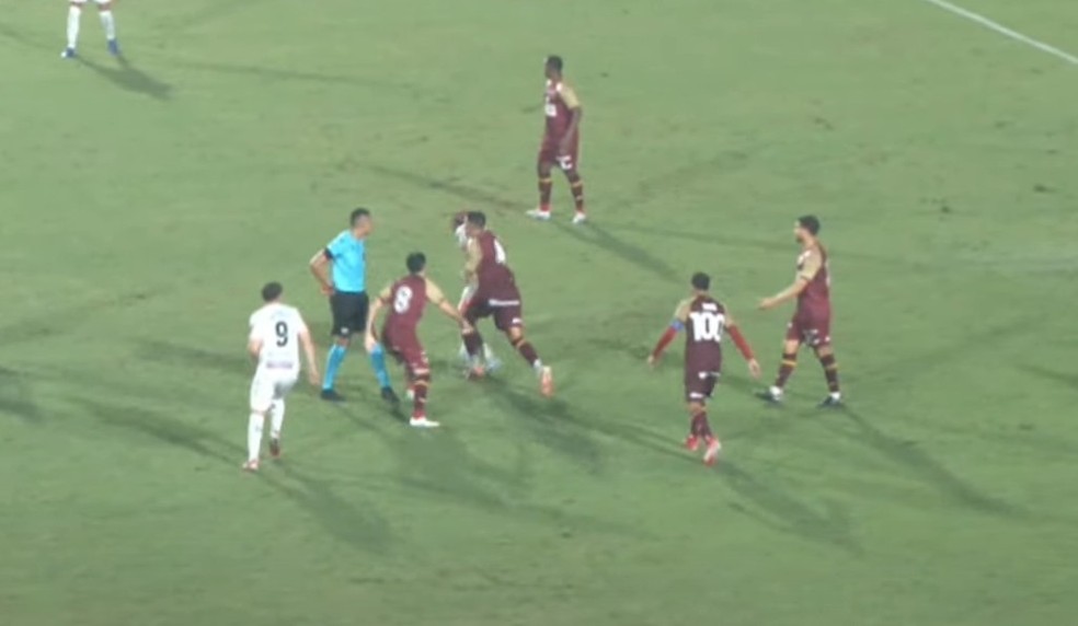 Portuguesa x Nova Iguaçu, Campeonato Brasileiro Série D 2025 — Foto: Reprodução/Lusa TV