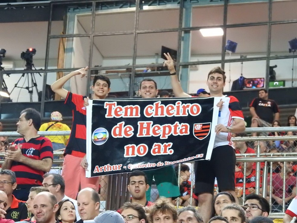 Flamengo Kleber Andrade faixa cheirinho de hepta — Foto: Fred Gomes