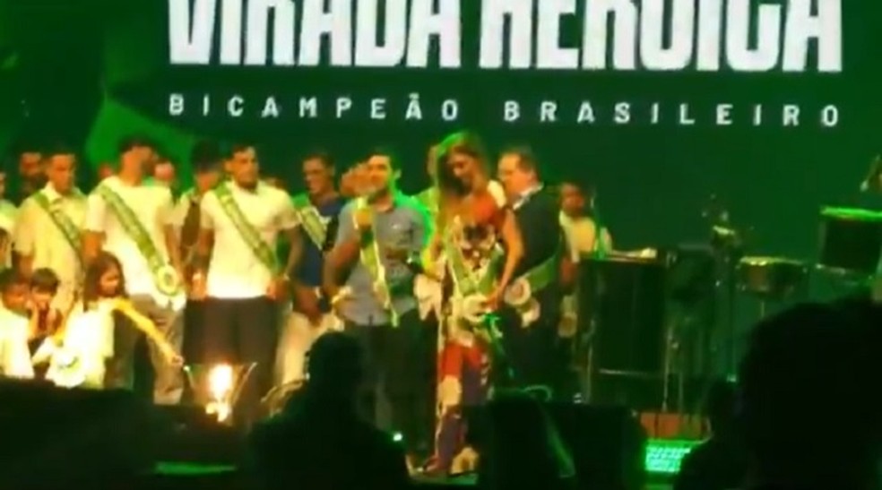 Abel discursa em festa de comemoração do título brasileiro — Foto: Reprodução