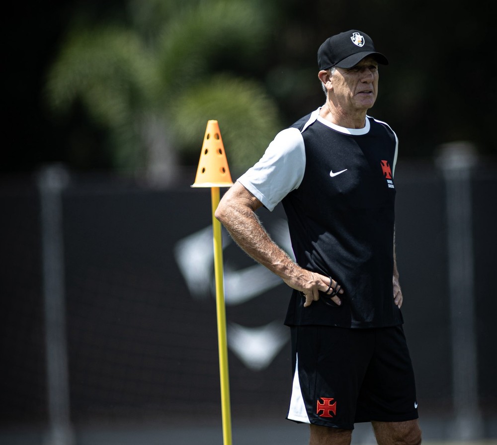 Renato Gaúcho aponta Brasileirão como prioridade do Vasco da Gama e diz estar com “muito tesão” para trabalhar