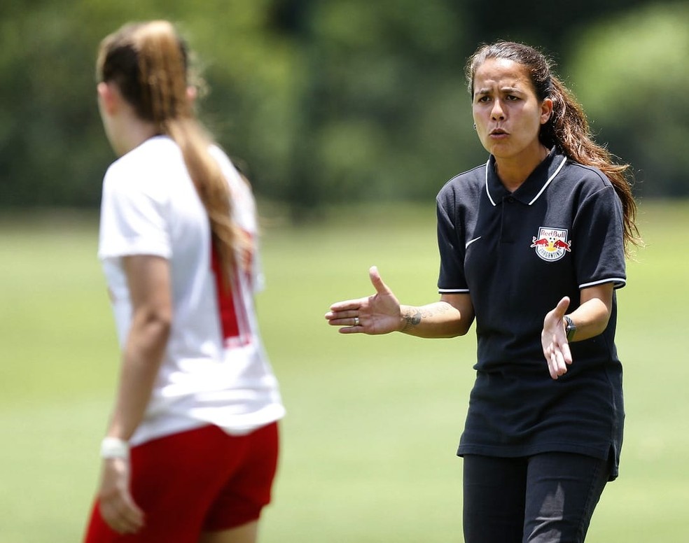 Camilla Orlando, treinadora do Bragantino feminino — Foto: Divulgação/Red Bull Bragantino