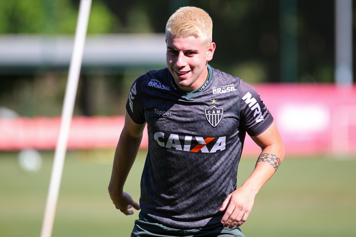 Athletico demonstrou interesse em meia argentino