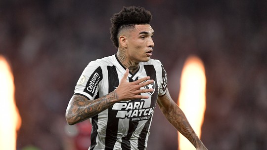 Botafogo x Fortaleza: odds, dicas e análise para o Brasileirão no Express - Foto: (Thiago Ribeiro/AGIF)
