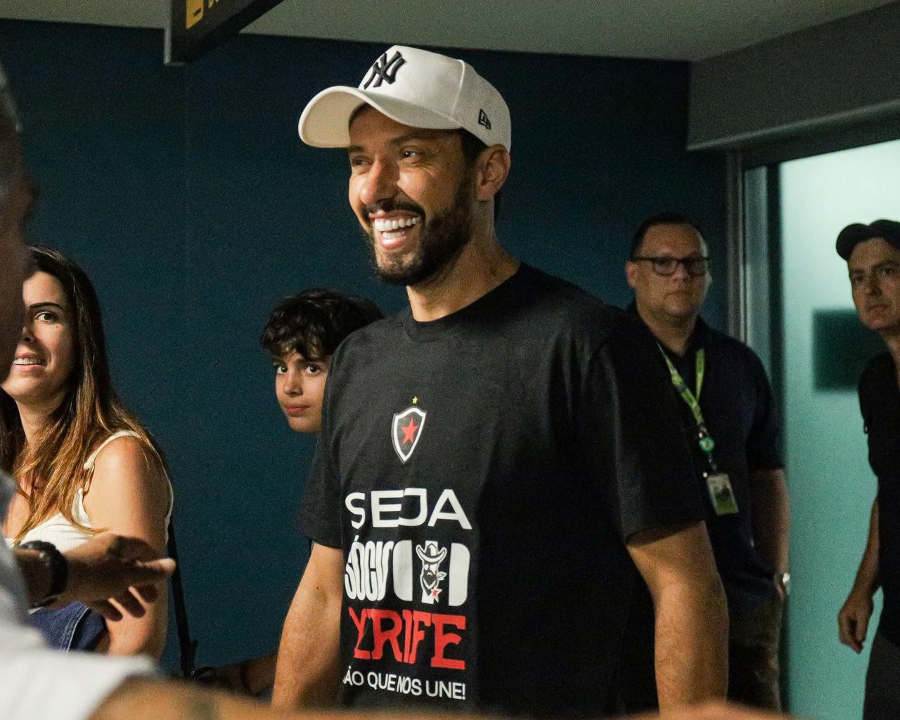 Nenê, Aos 44 Anos, Desafia o Tempo: Inspiração em CR7, Bastidores Épicos e Ambições no Botafogo-PB