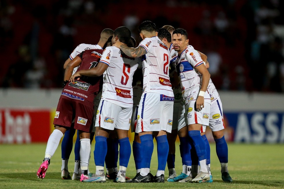 Afogados em jogo contra o Santa Cruz — Foto: Marlon Costa/Pernambuco Press