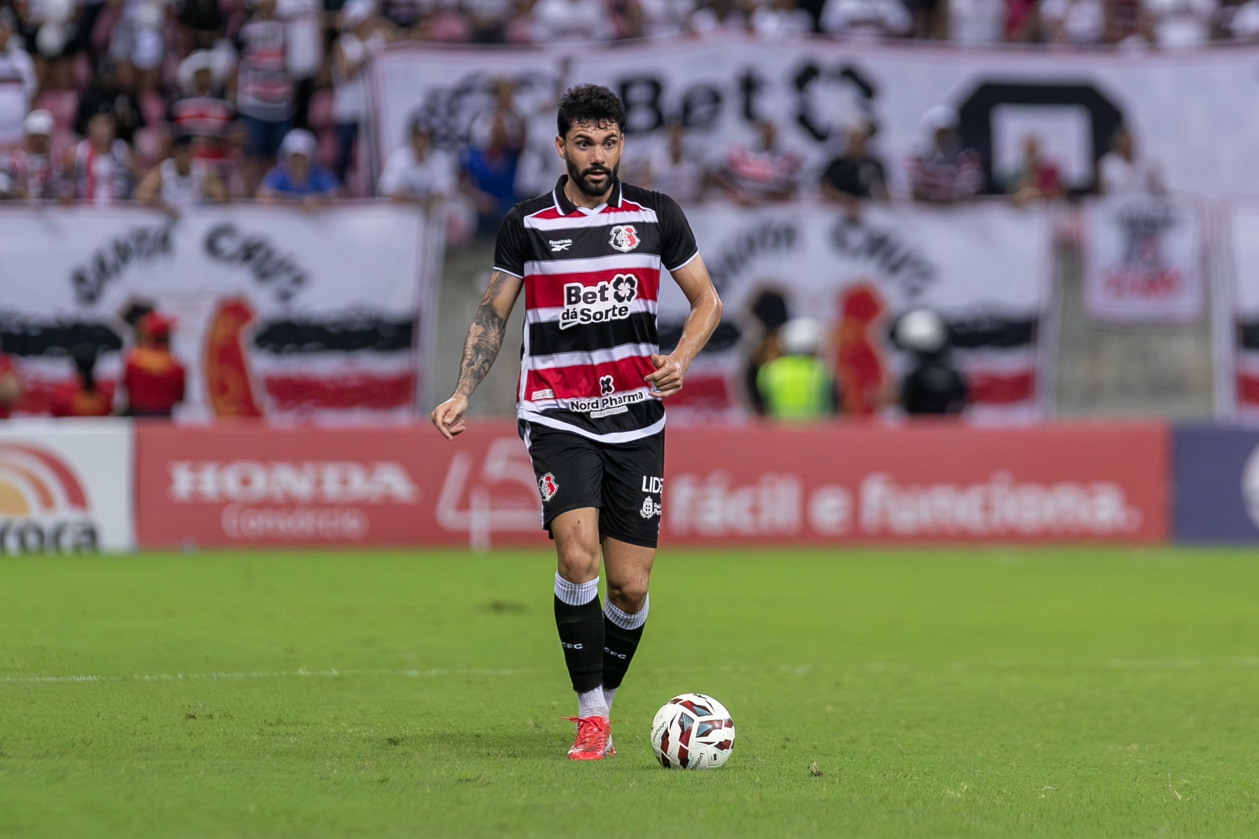 Santa Cruz perde Edson Miranda, suspenso, mas tem retorno de Eurico