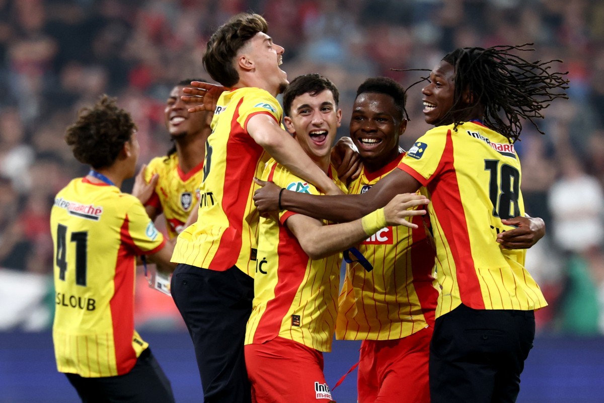 Lens vence Nice e conquista pela primeira vez a Copa da França