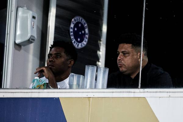 Cruzeiro no mercado: gestão Ronaldo explica contratações de impacto sem loucura financeira