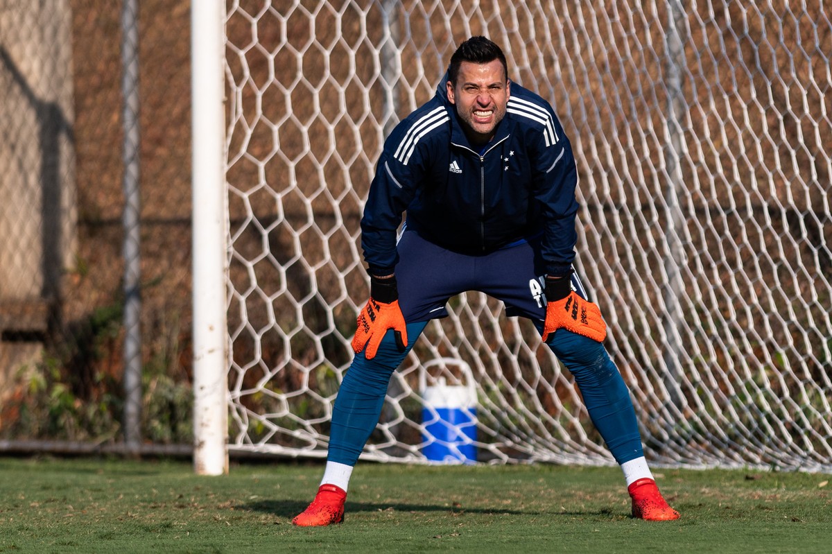 Cruzoeiro - Tem lateral-direito a caminho da Toca! Wesley