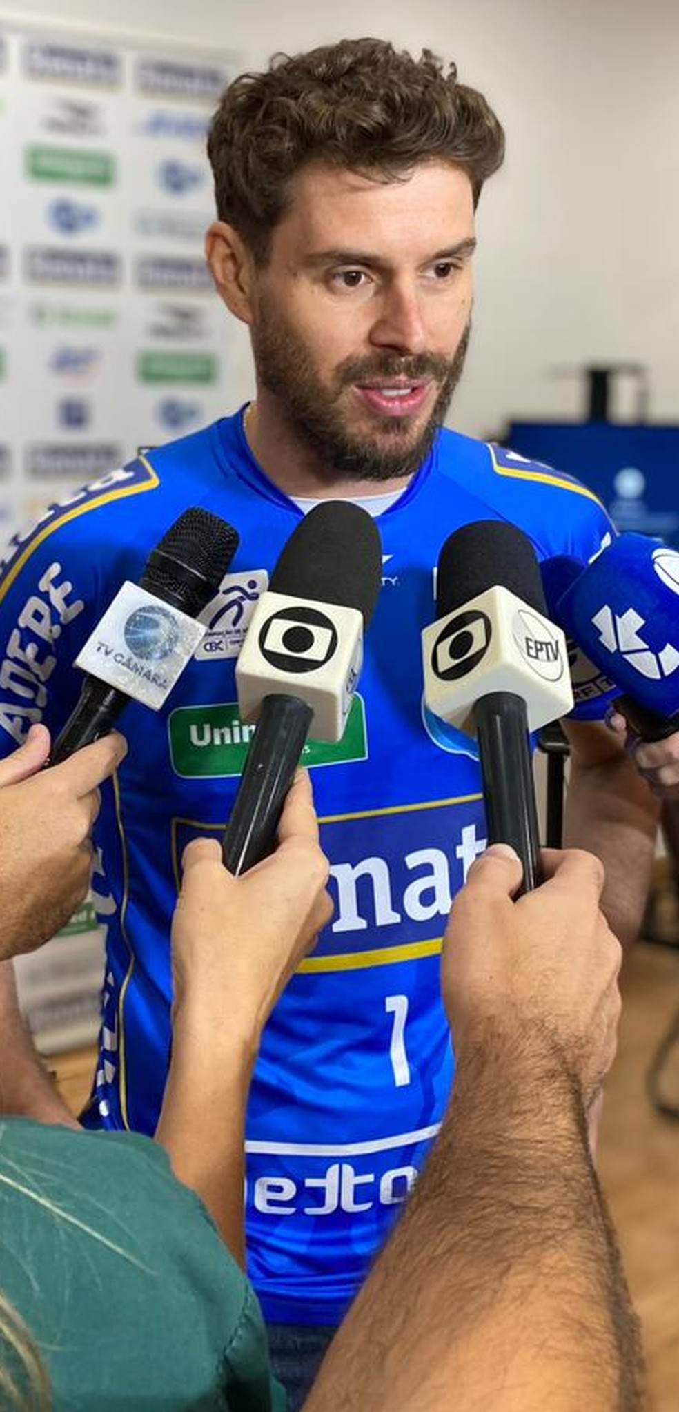 Bruninho &eacute; apresentado pelo V&ocirc;lei Campinas &mdash; Foto: J&uacute;lio Nascimento