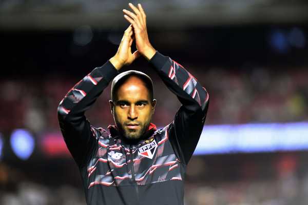 SUPERIOR A EUROPA! Lucas Moura se destaca e lidera participações em gols do São Paulo