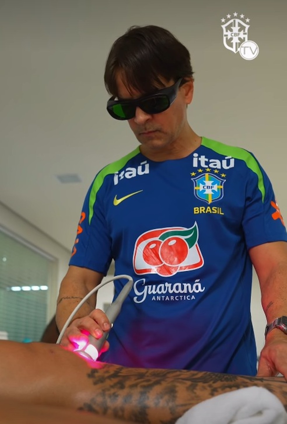 Tratamento com laser na Seleção — tecnologias na Seleção