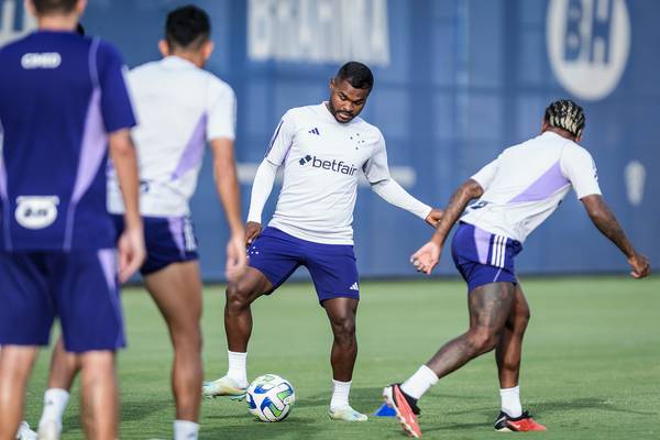 Escalação do Cruzeiro: Arthur Gomes e Nikão voltam, e Wesley não joga; provável time