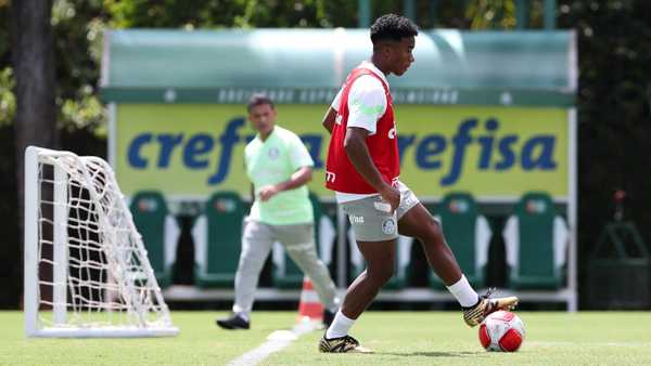 Endrick treina com Palmeiras após Pré-Olímpico e dispensa folga para se dedicar ao futebol